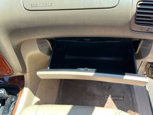 Used 2000 Lexus LX 470 4WD image 54