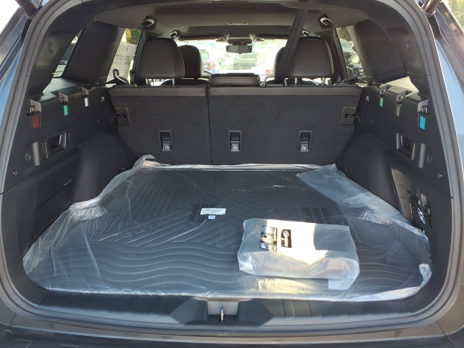 New 2026 Subaru Outback Touring XT AWD/4WD image 9