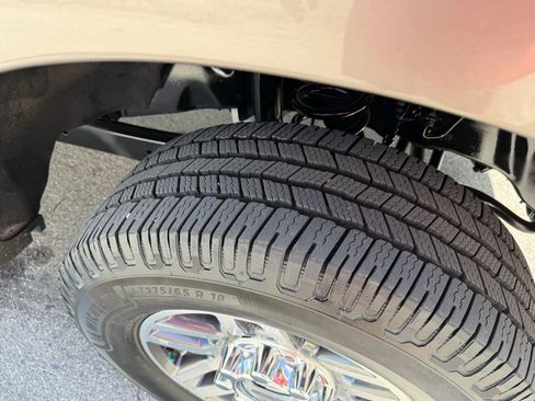 Used 2018 Ford F250 Lariat w/ Lariat Value Package image 8