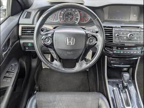 Used 2016 Honda Accord Sport image 8