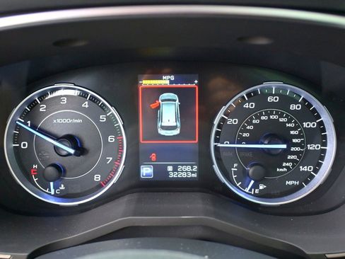 Certified 2022 Subaru Ascent Limited w/ Technology Package image 31