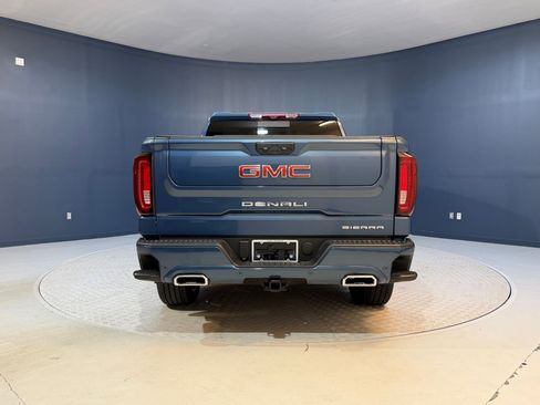 Used 2025 GMC Sierra 1500 Denali AWD/4WD image 10