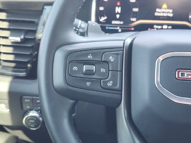 Used 2024 GMC Sierra 1500 AT4 w/ Technology Package AWD/4WD image 28