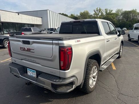 Used 2019 GMC Sierra 1500 SLT w/ SLT Premium Package AWD/4WD image 9