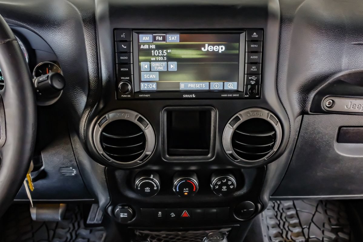 Used 2016 Jeep Wrangler Sport AWD/4WD image 25