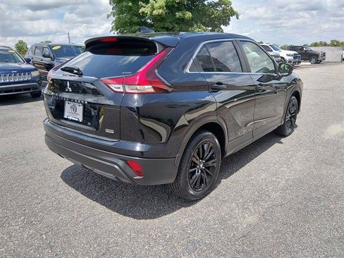 Used 2023 Mitsubishi Eclipse Cross LE AWD/4WD image 3
