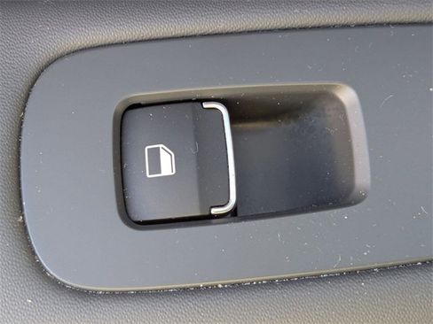 Used 2023 Hyundai Sonata SEL Plus image 27