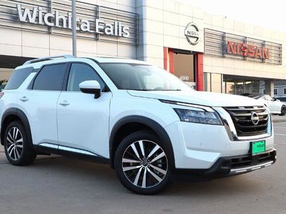 Certified 2025 Nissan Pathfinder Platinum