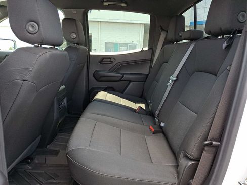 Used 2024 Chevrolet Colorado Trail Boss w/ Advanced Trailering Package AWD/4WD image 10
