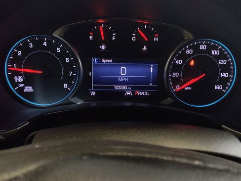 Used 2020 Chevrolet Equinox LT image 23