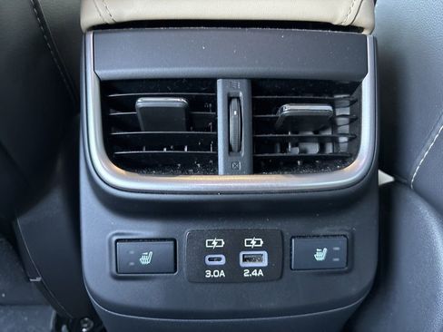 Used 2024 Subaru Outback Limited XT image 9