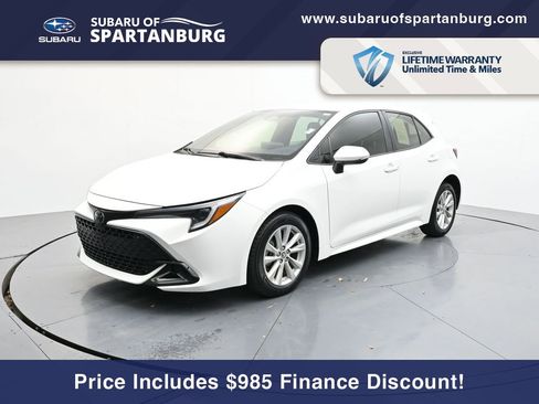 Used 2024 Toyota Corolla SE image 1