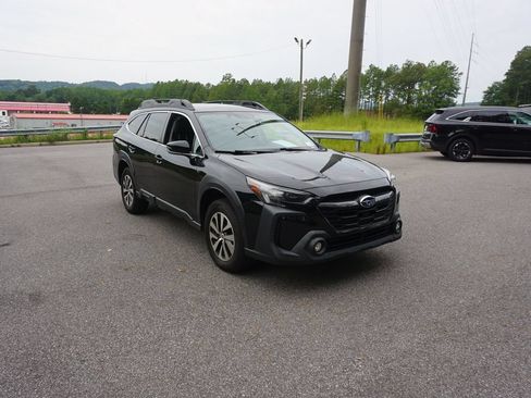 Used 2024 Subaru Outback Premium AWD/4WD image 24