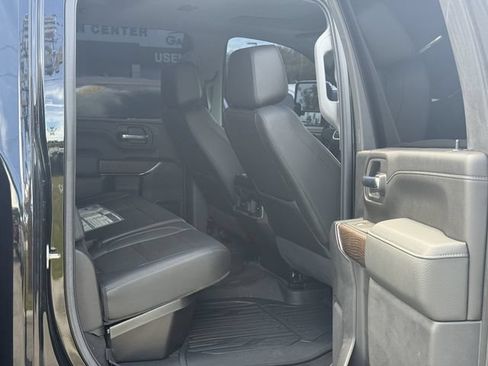 Used 2022 GMC Sierra 3500 Denali w/ Denali Ultimate Package AWD/4WD image 33