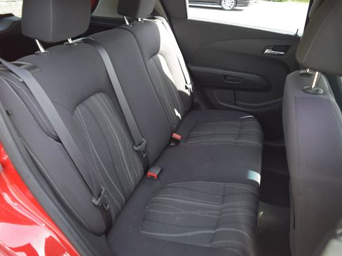 Used 2015 Chevrolet Sonic LT FWD image 8