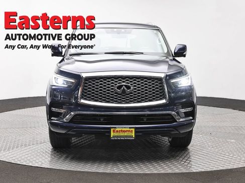 Used 2024 INFINITI QX80 Luxe RWD image 2