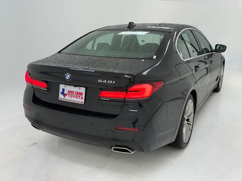Used 2023 BMW 540i w/ Premium Package RWD image 40