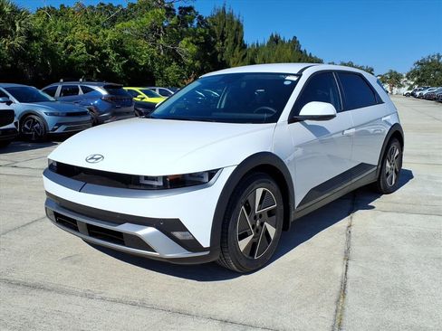 New 2026 Hyundai Ioniq 5 SEL image 3