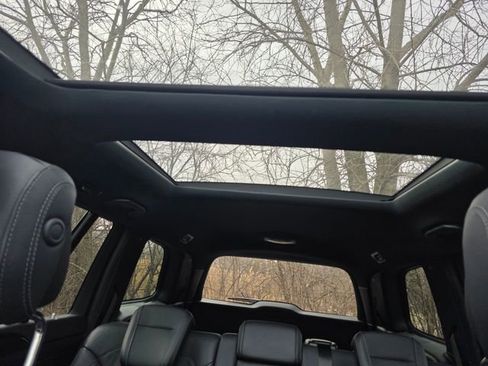 Used 2019 Mercedes-Benz GLS 550 4MATIC image 7