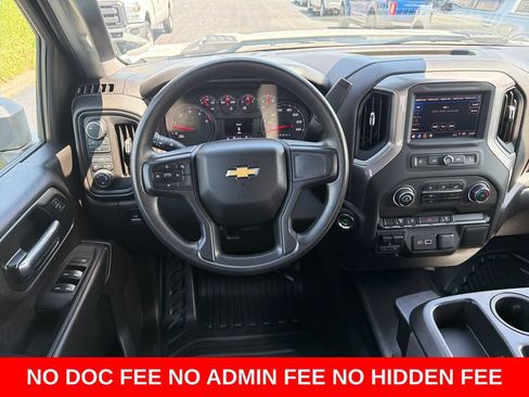 Used 2025 Chevrolet Silverado 3500 W/T AWD/4WD image 15