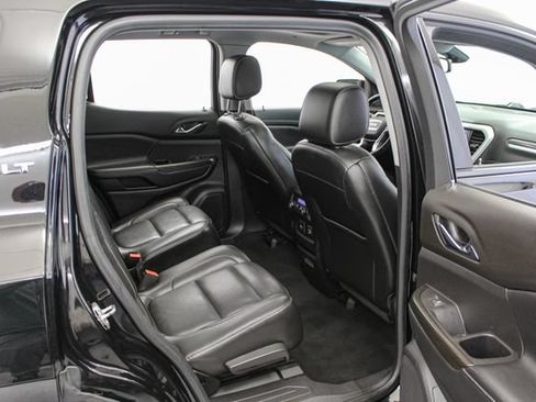 Used 2019 GMC Acadia SLT w/ Black Edition AWD/4WD image 23