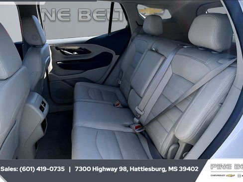 Used 2024 GMC Terrain Denali AWD/4WD image 21