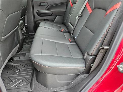 New 2026 Chevrolet Colorado Z71 w/ Technology Package image 17