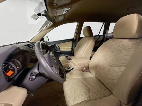 Used 2011 Toyota RAV4 4WD image 18