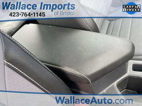 Certified 2025 Volkswagen Jetta SE image 28