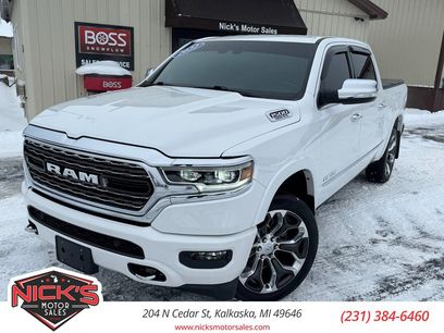 Used 2022 RAM 1500 Limited w/ Body-Colour Bumper Group