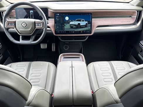 Used 2022 Rivian R1T Launch Edition AWD/4WD image 9