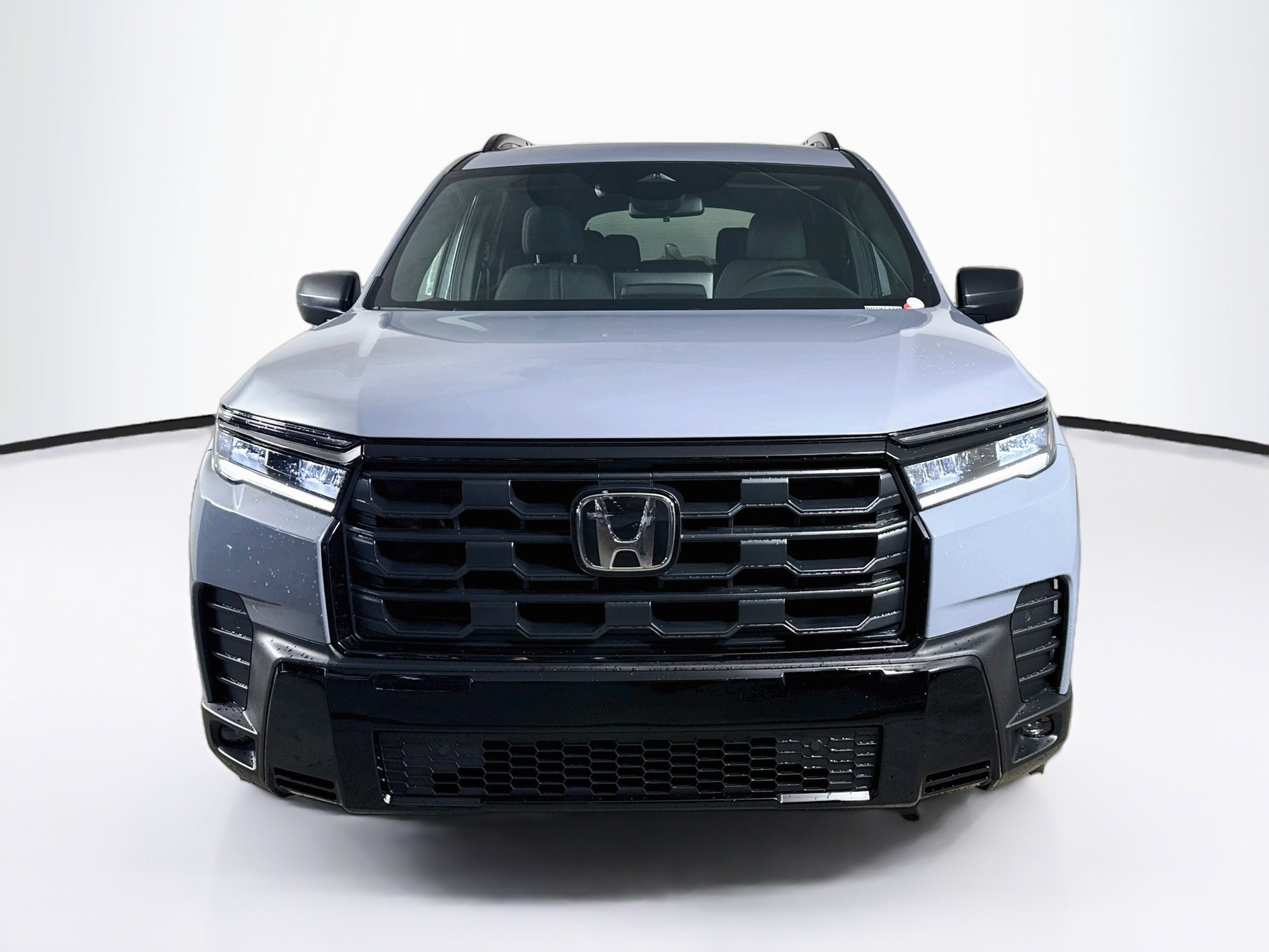 New 2026 Honda Pilot Sport image 3
