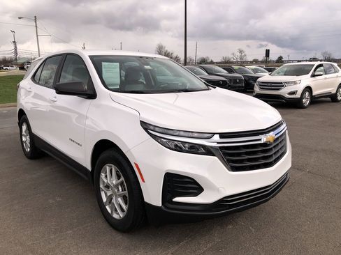 Used 2024 Chevrolet Equinox LS image 15