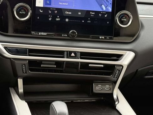 Used 2023 Lexus RX 350 Premium image 18