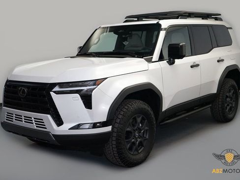 Used 2025 Lexus GX 550 image 3