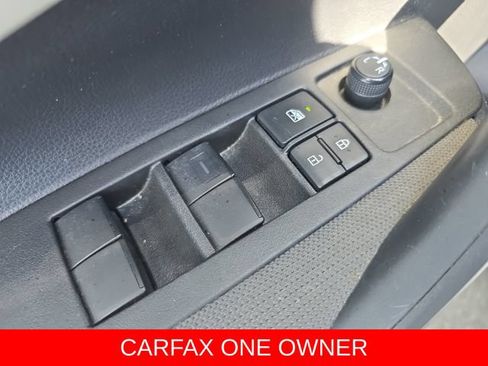 Used 2022 Toyota Corolla LE FWD image 25