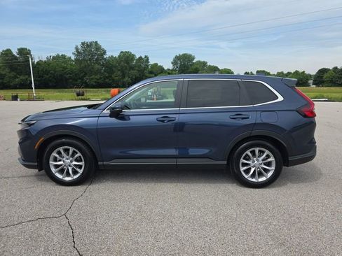 Used 2023 Honda CR-V EX image 10
