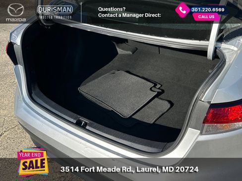 Used 2023 Toyota Corolla LE image 21