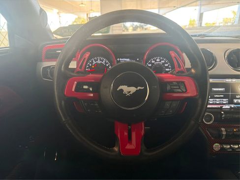 Used 2015 Ford Mustang Premium image 16