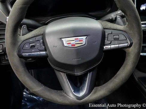Used 2021 Cadillac CT5 V RWD image 18