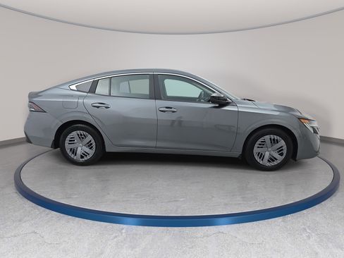New 2026 Nissan Sentra SV w/ Floor Mat Package FWD image 4