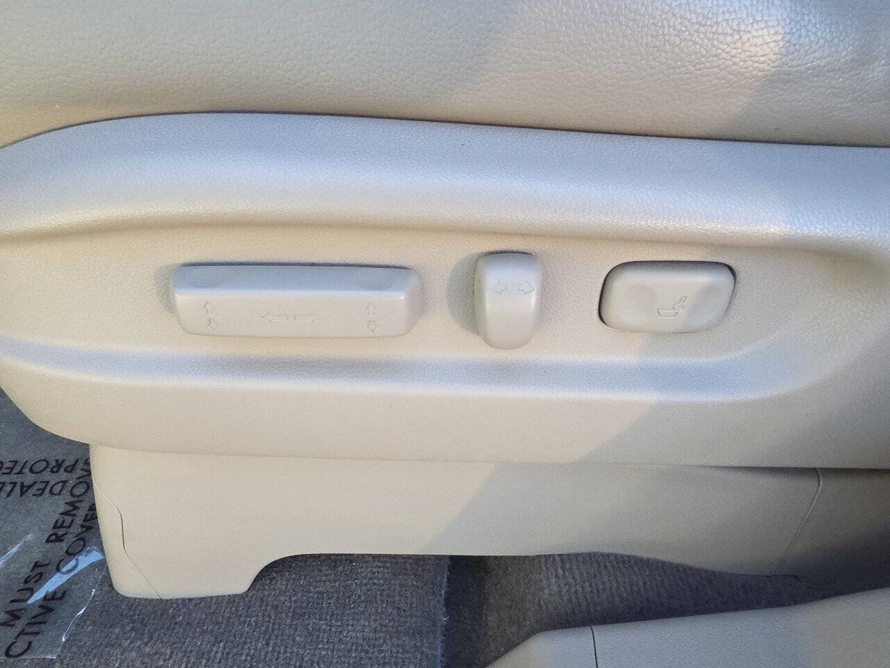 Used 2014 Honda Odyssey Touring Elite image 22