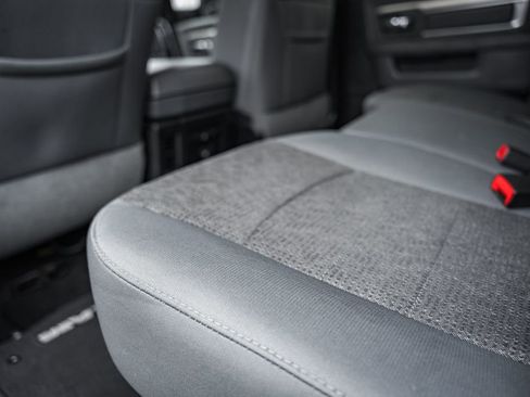 Used 2016 RAM 2500 Big Horn w/ Black Appearance Group image 43