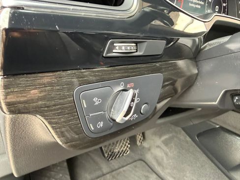 Used 2017 Audi Q7 3.0T Premium Plus AWD/4WD image 44