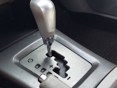 Used 2012 Subaru Forester 2.5X Premium w/ All-Weather Pkg image 20