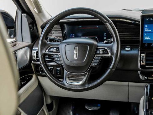 Used 2024 Lincoln Navigator Black Label image 18