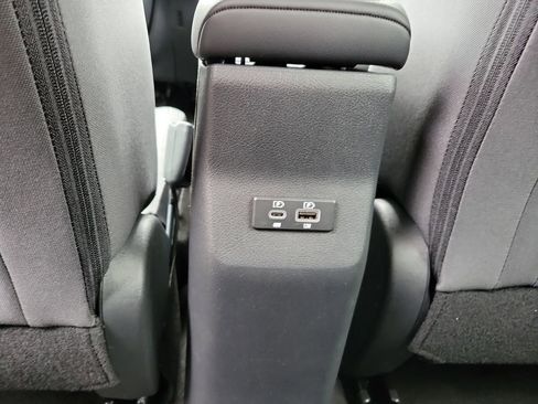 New 2026 Nissan Kicks SV image 14