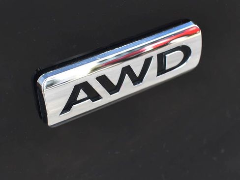 Used 2019 Ford Explorer Platinum image 12