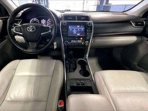 Used 2016 Toyota Camry XLE FWD image 21