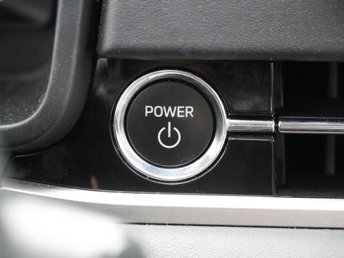 Used 2024 Mitsubishi Outlander 4WD Plug-In Hybrid image 19